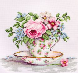 B2321 Набор для вышивания Luca-S "Цветы в чайной чашке"